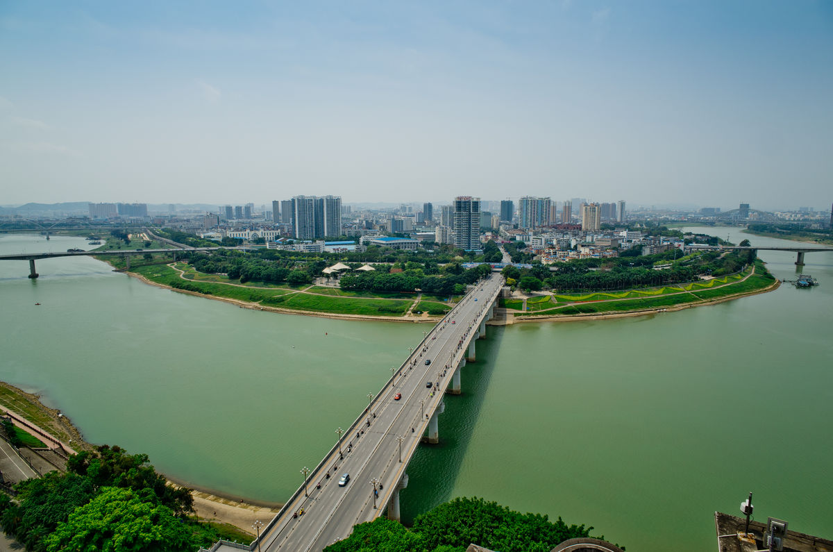 北流总人口_北流铜石岭风景区图片(2)